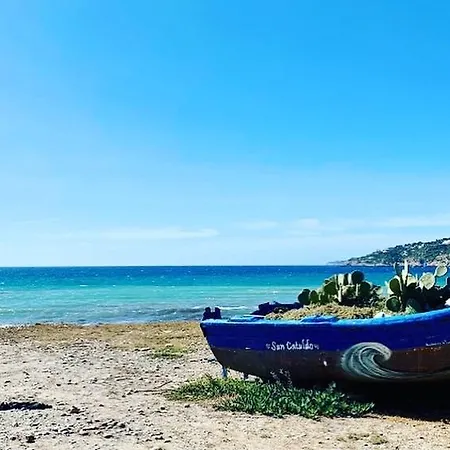 Rosalia - Levante